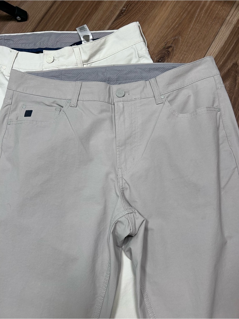 Vineyard vines bundle lot men’s on the go 5 pocket pants size 34x30 gray khaki - Picture 6 of 8